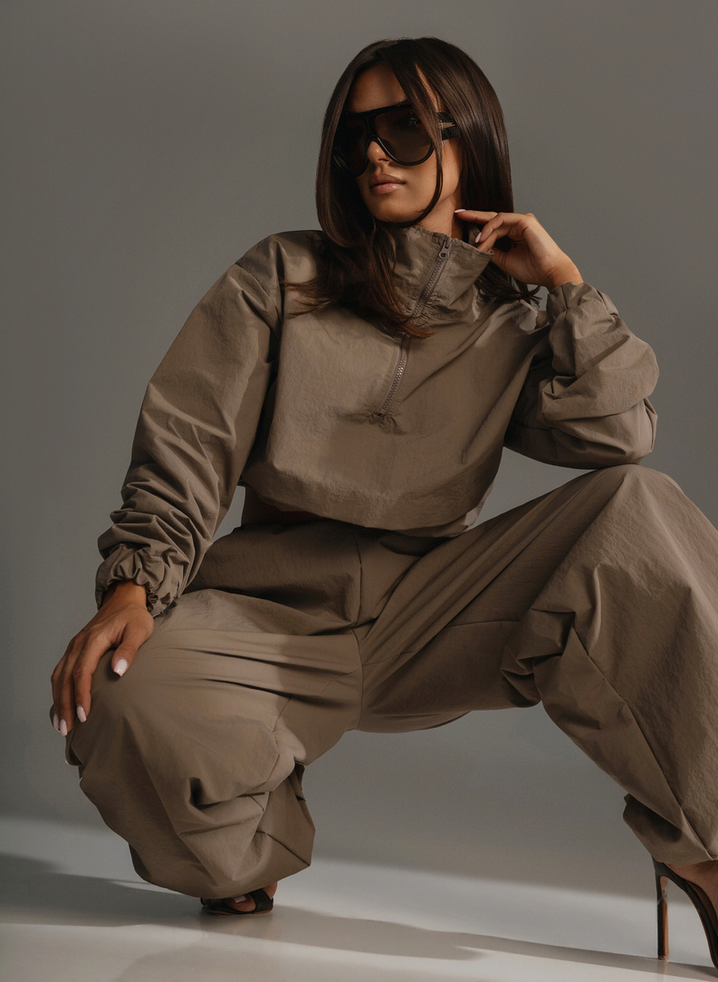 ONYX SET ecru sweatshirt and wide-leg trousers
